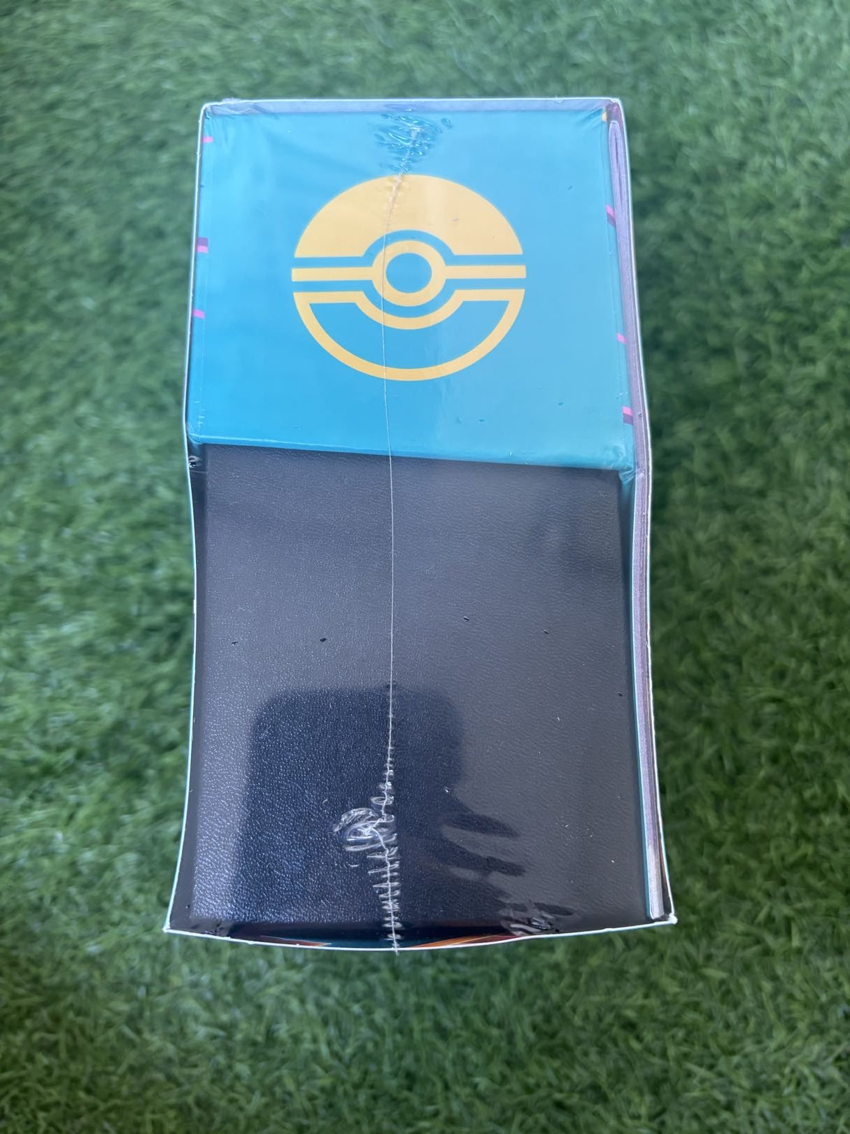 ASCENDED HEROS ELITE TRAINER BOX